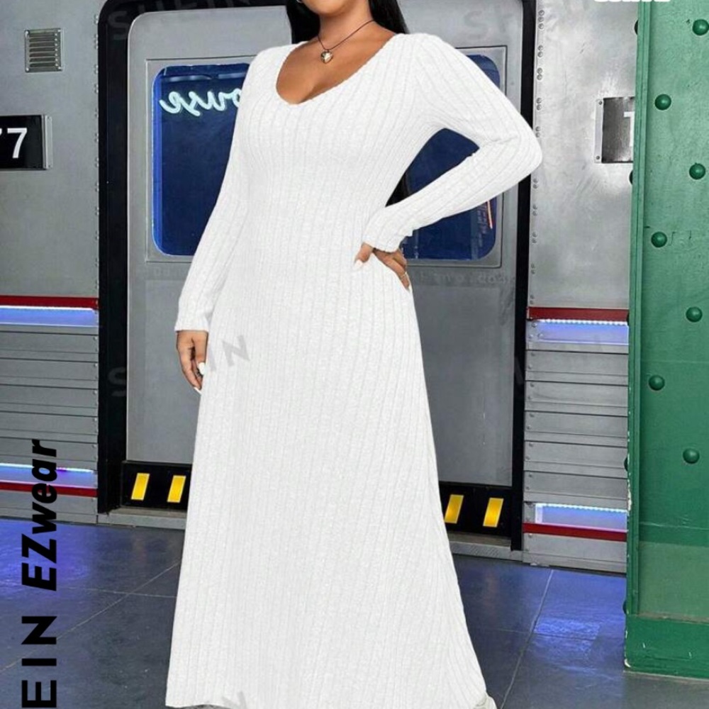 Used for maternity shoot- white long sleeve light fabric flowy dress